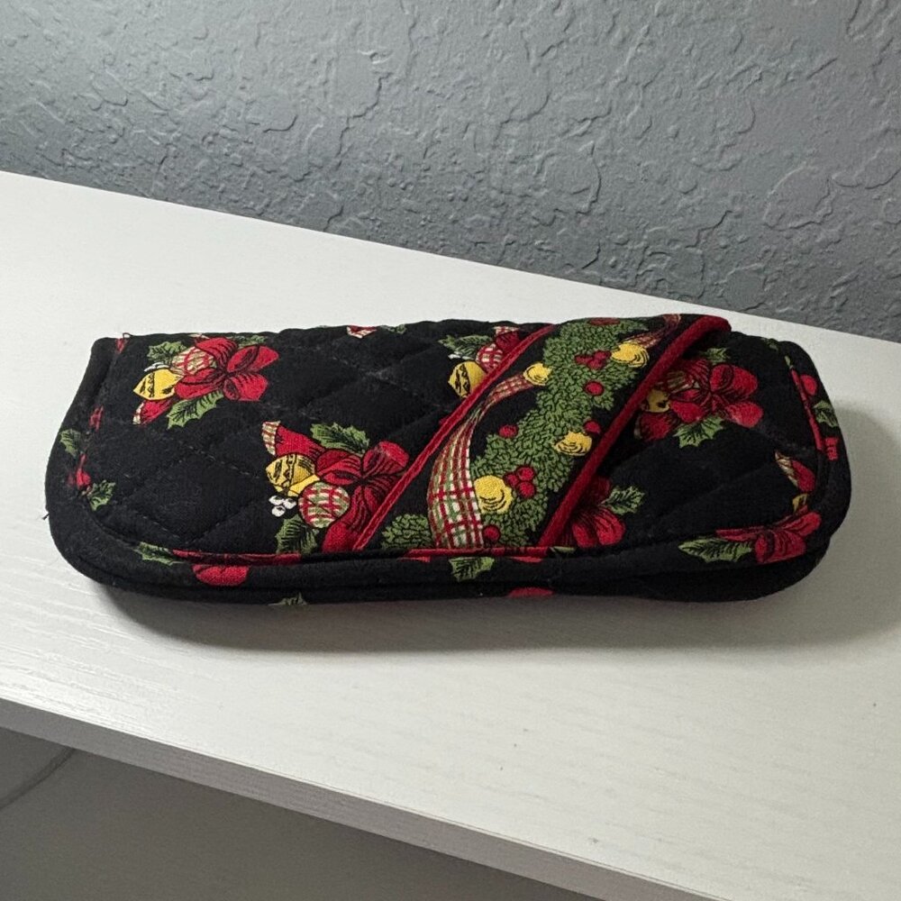 Vera Bradley Hens-n-Holly Strap Wallet Retired Quilted Cotton